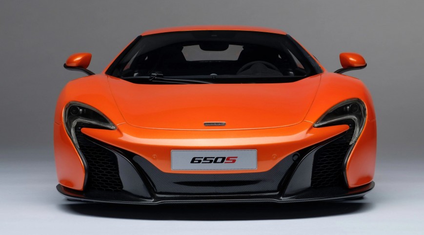 McLaren 650S élményvezetés KakucsRing 12 kör