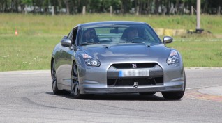 Nissan GT-R vezetés Euroring 7 kör