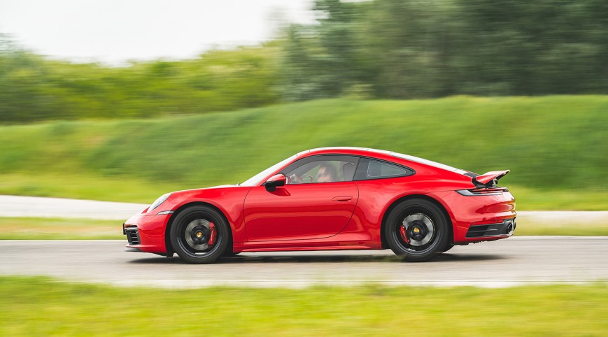 Porsche 911 Carrera 4S élménvvezetés KakucsRing 6 kör