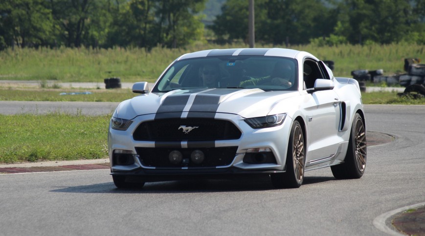 Ford Mustang GT Eleanor élményvezetés KakucsRing 3 kör