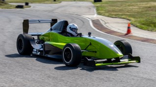 Formula Renault élményvezetés Euroring 3 kör