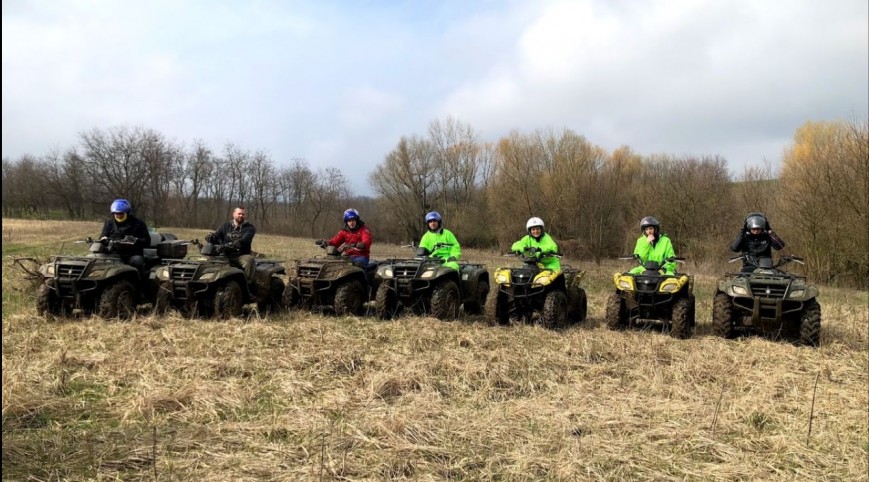 Quad Túra Pároknak Domonyvölgyben 1 quad 2 fő 1,5 óra