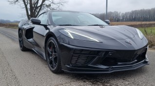 Chevrolet Corvette C8 élményvezetés KakucsRing 3 kör