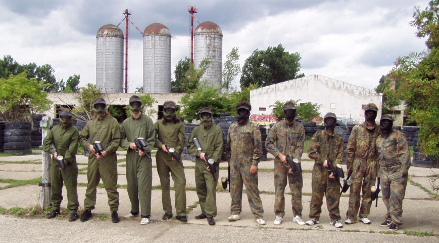 Paintball Budapest határán, profin kiépített pályán 400 db golyóval