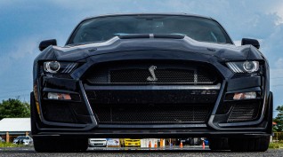 Ford Mustang Shelby élményvezetés KakucsRing 12 kör