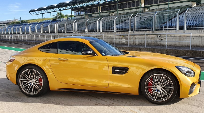 Mercedes-AMG GT C Coupé élményvezetés KakucsRing 3 kör