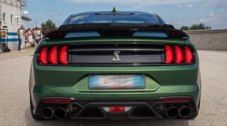 Ford Mustang Shelby élményvezetés KakucsRing 6 kör