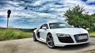 Audi R8 V8 420 LE élményvezetés KakucsRing 3 kör