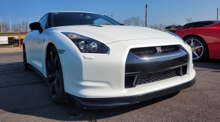 Nissan GT-R élményvezetés KakucsRing 5 kör