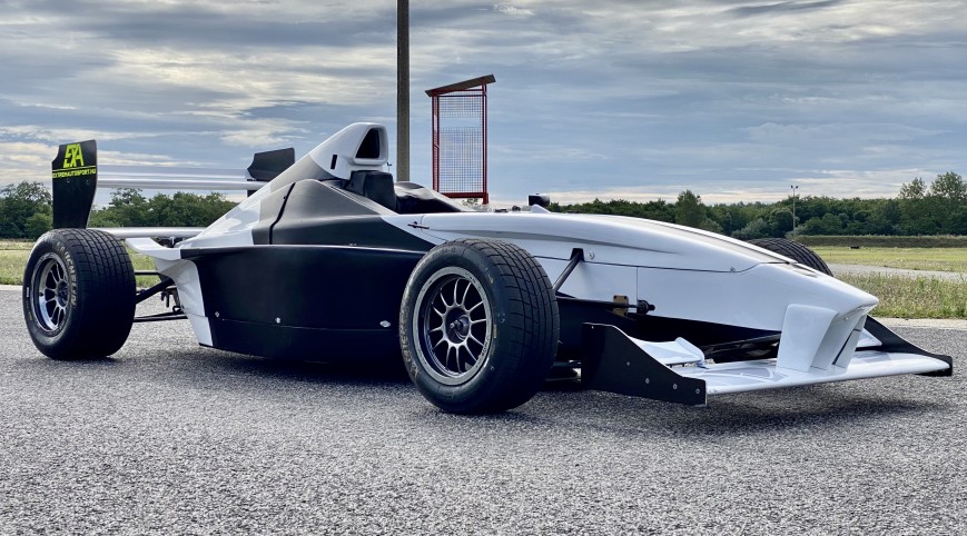 Formula BMW élményvezetés KakucsRing 5 kör