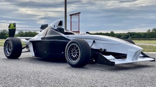 Formula BMW élményvezetés KakucsRing 5 kör